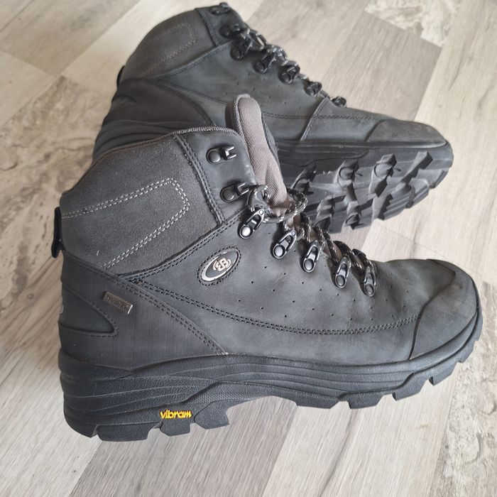 Brutting Mount Tanaga talpa vibram nr  46