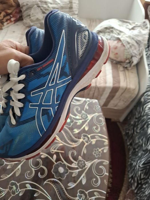 Оригинални маратонки asics