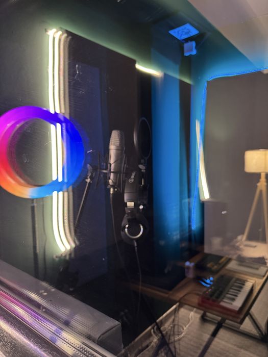 Студийное оборудование (KRK, Rode, Audient, AKAI, Audio-Technica)