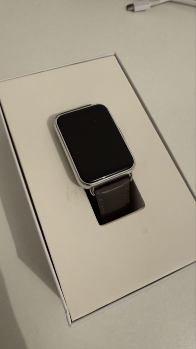 ПРОДАМ смарт часы huawei