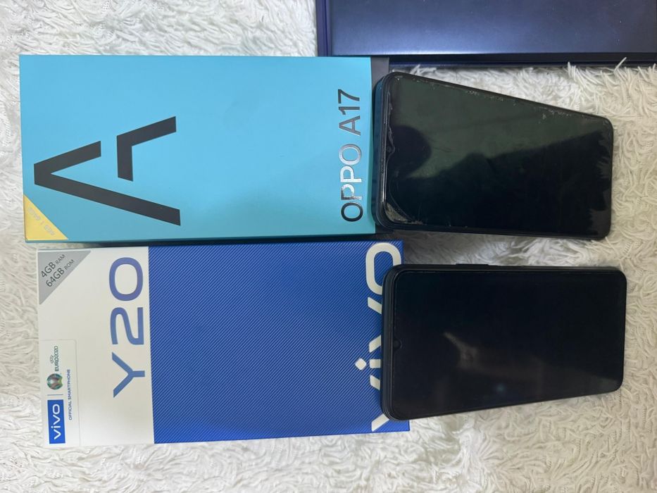 Ноутбук и телефоны