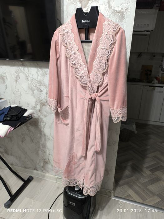 Халат велюровый женский