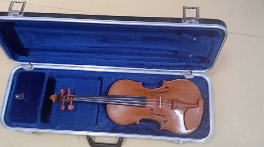 Vioară Ernst Heinrich Roth 1934 – sunet solistic – stare excepțională