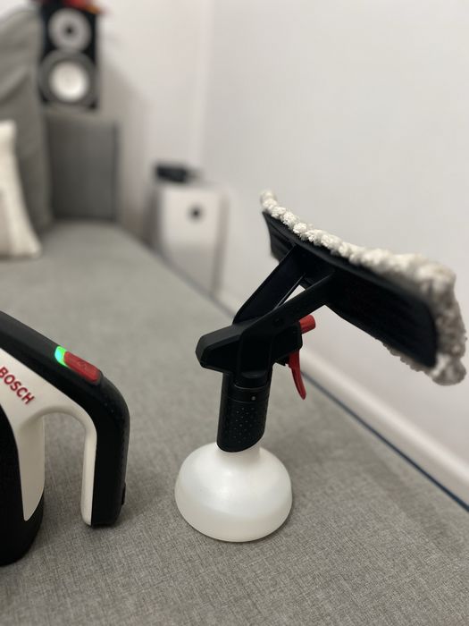Стеклоочиститель Bosch GlassVac