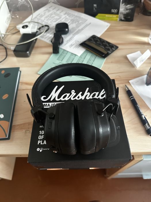 Продаю наушники Marshall major 5