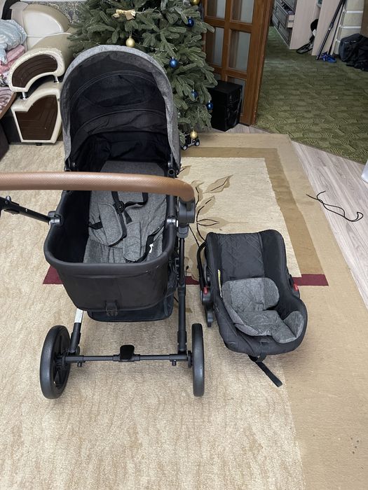 Детская коляска от Tomix