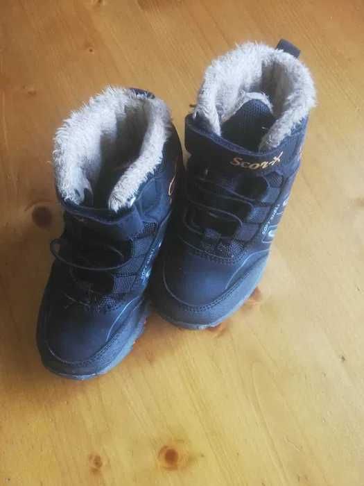 Боти , маратонки и пантофи за момче