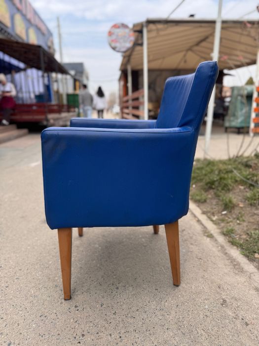 Мягкое кресло для кафе