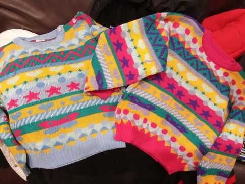 Два пуловера 5 г. за 6 евро.