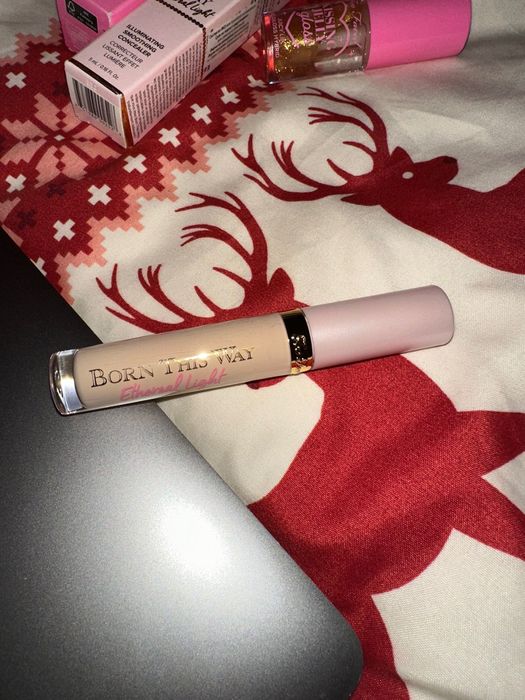 Гримове Too Faced