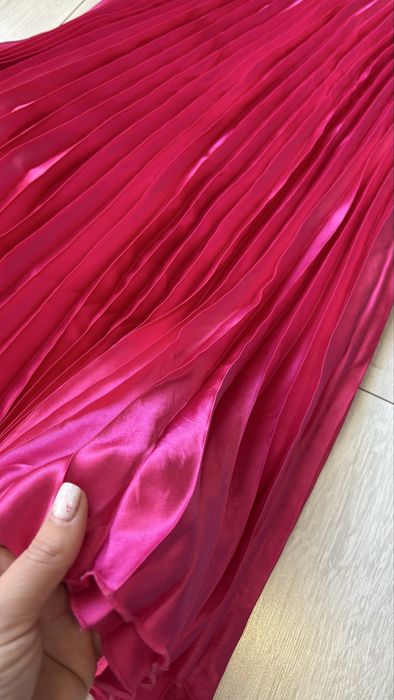 Цикламена плисирана пола