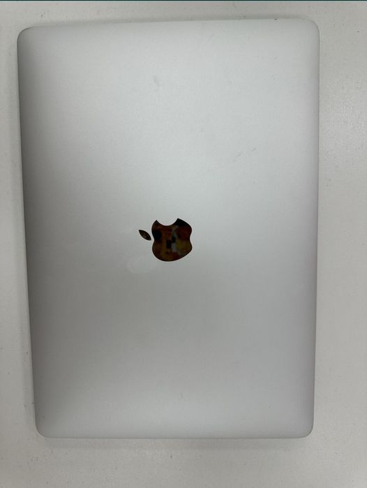 MacBook 13 про 2020