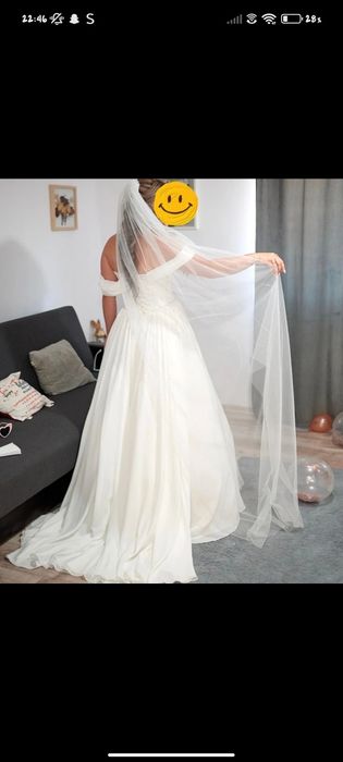 Rochie de mireasa + voal și cronolinaa de 2