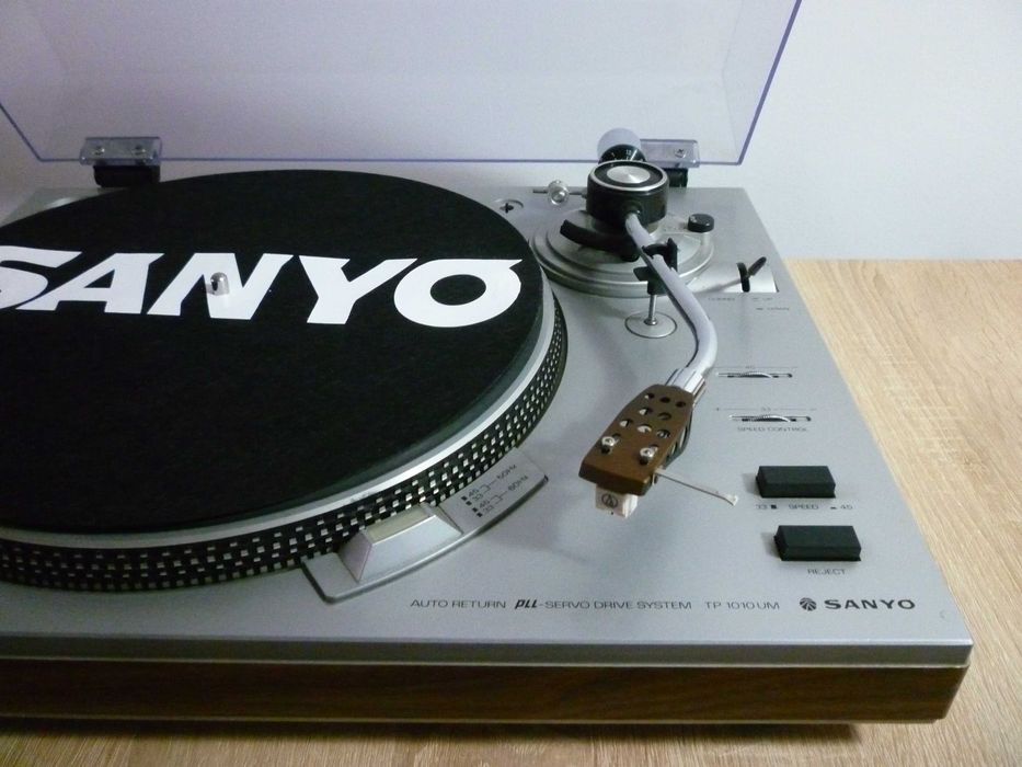 pick-up  sanyo tp-1010 um