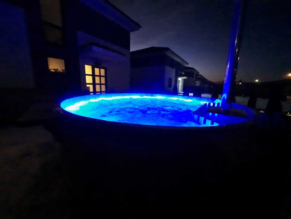 Ciubar din Lemn cu Soba inox pentru apa sarata de la ciubarar.ro