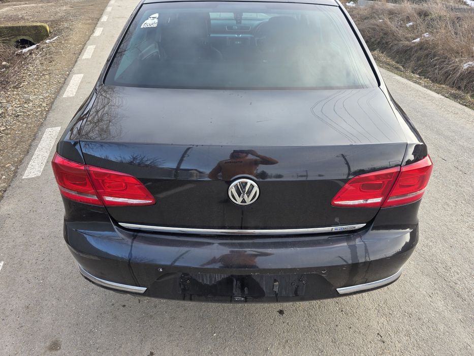 Stop Passat B7 Tripla Passat B7 Berlina