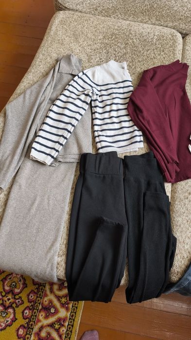 Женские вещи!  Отдам!