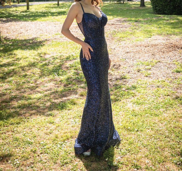 Бална рокля