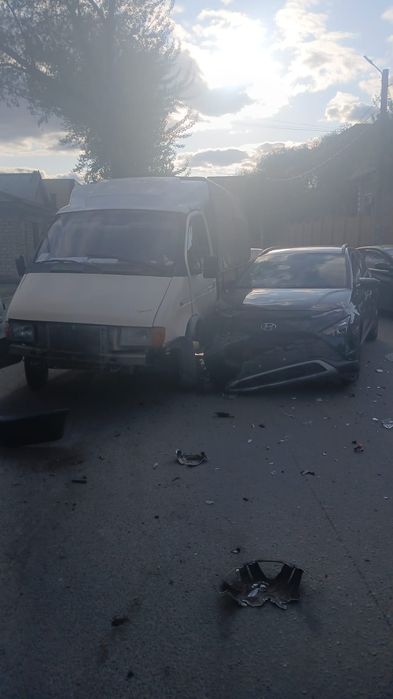 Продам газель по запчастям