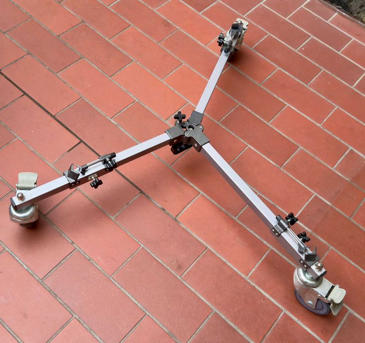 Suport mobil trepied Dolly