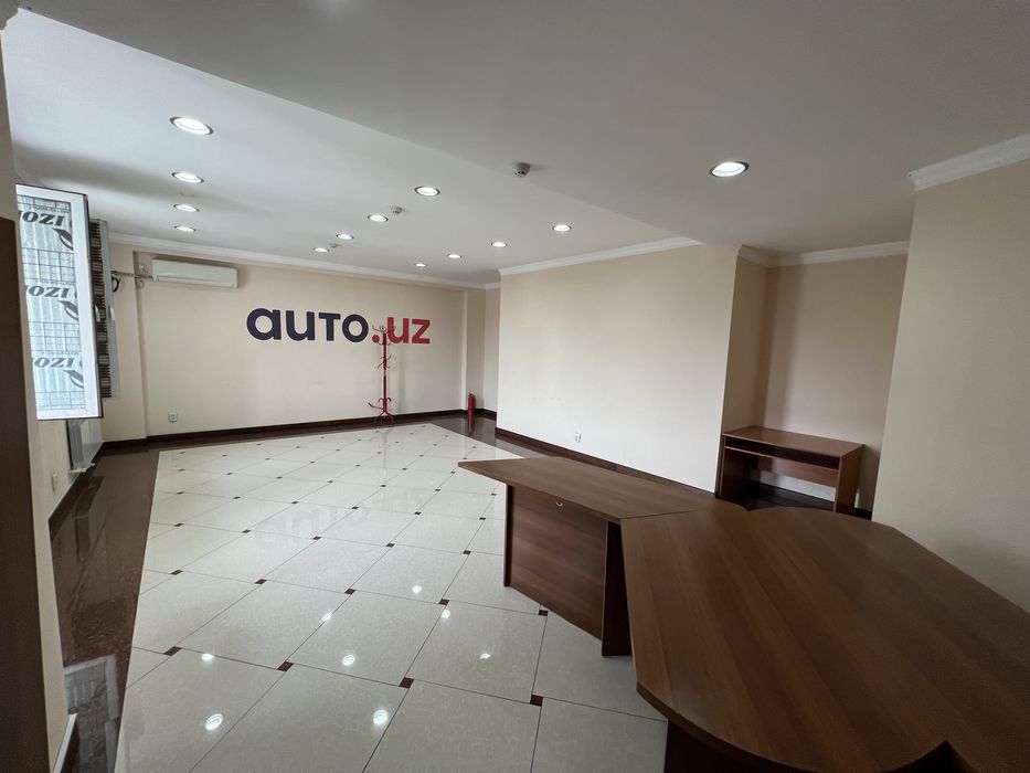 Аренда под офис 2 минут от метро Айбек 52кв м! 950у.е