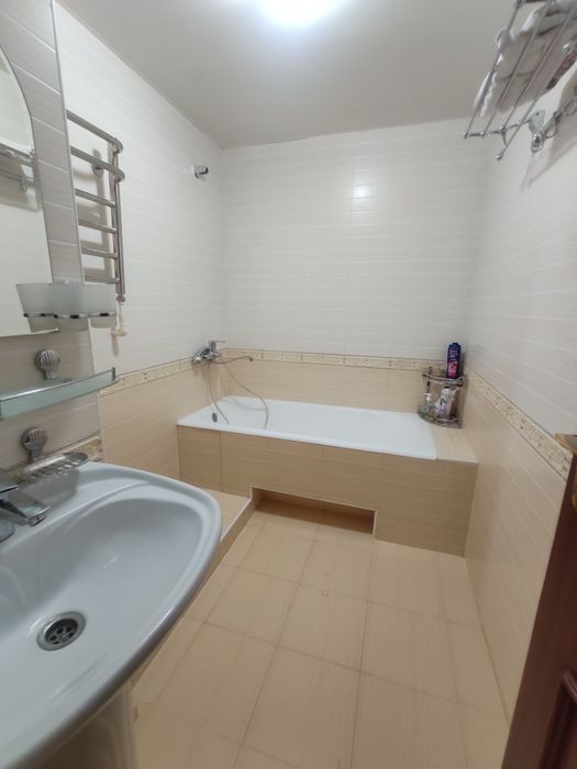 Jarariq 5 xona sotiladi Shayxontaxur