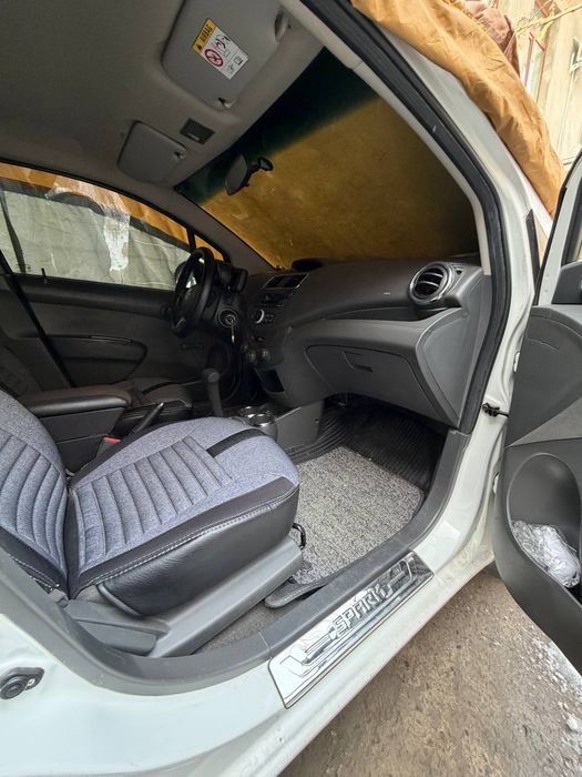 Spark moshina sotiladi.