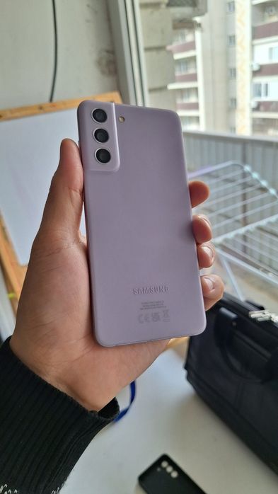 Самсунг с21 FE 128