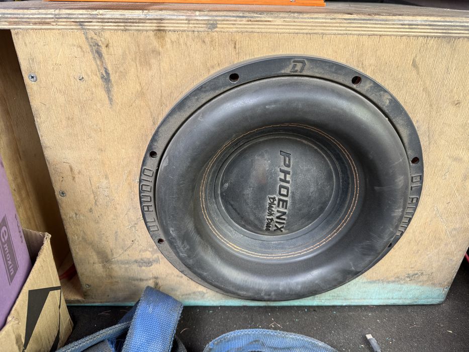 Продам самбуфер 12