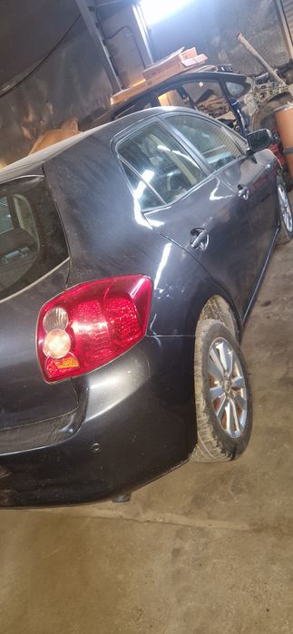 Тойота  Аурис   Toyota Auris  2009г. 2000куб.  126кс. D4D  ДИЗЕЛ  НА ЧАСТИ