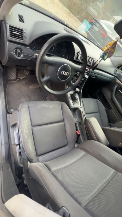 AUDI A4 0 — imagine 4