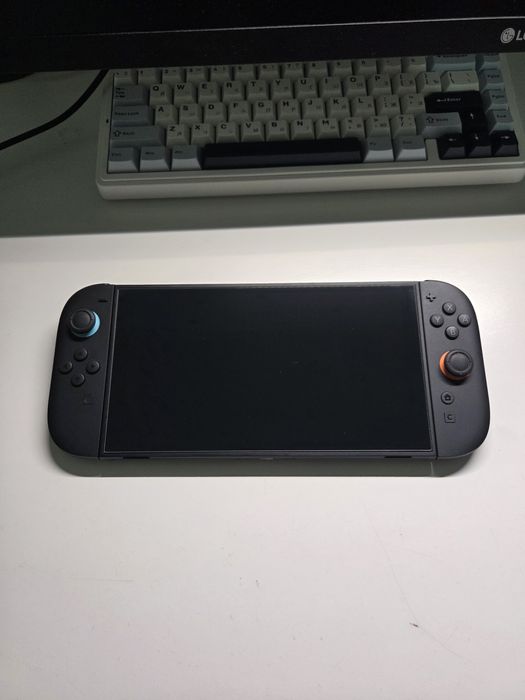 Продам Nintendo switch 2