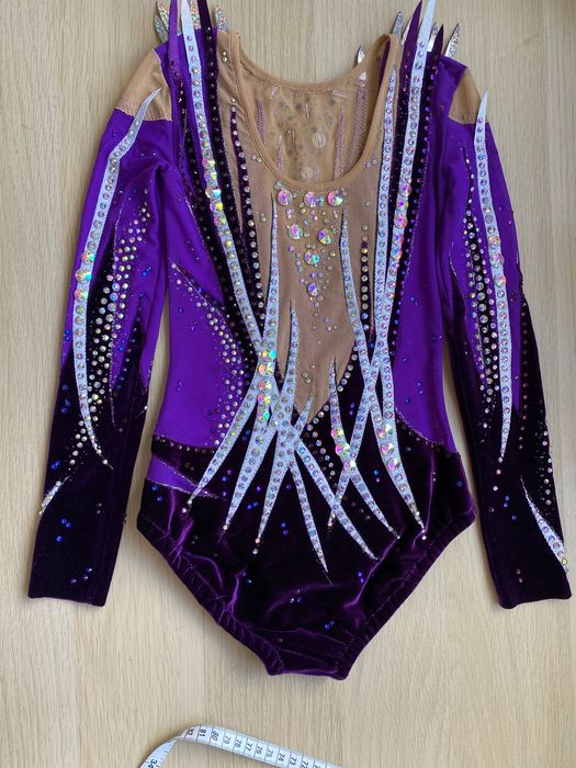 Costum gimnastica ritmica