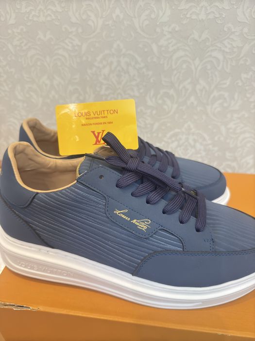 Крассовки Louis Vuitton