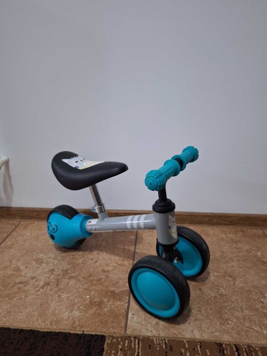 Tricicleta fara pedale