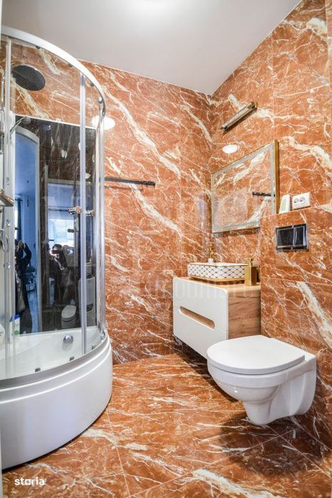 Apartament 3 camere de vanzare in Floresti
