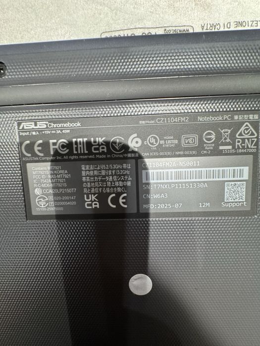 ASUS Chromebook cz1104fm2 чисто нови