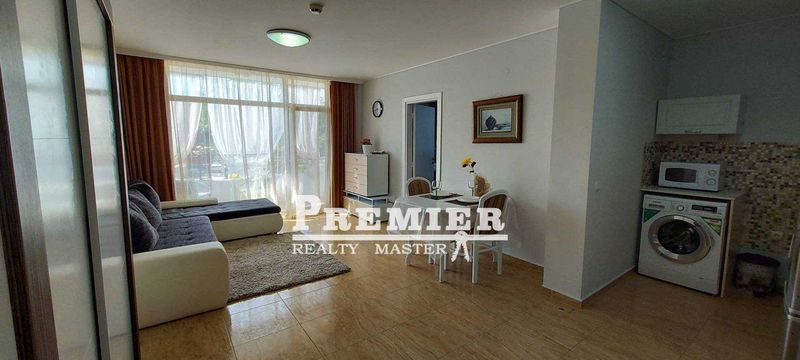 Продава се Двустаен апартамент в к.к. Слънчев бряг - 65 кв.м за 1277 €/кв.м - Снимка #19