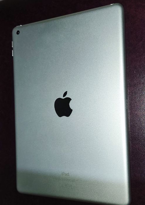 Apple Ipad 9-ое поколение 64Gb