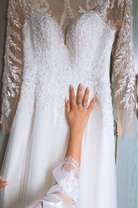 Vand rochie de mireasa in stare foarte buna