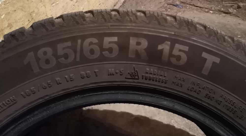 Продавам 1 брой зимна гума 185.65.15 дот 2021 Semperit