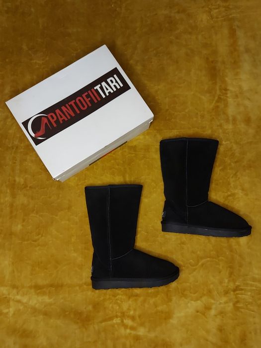 Cizme negre tip UGG