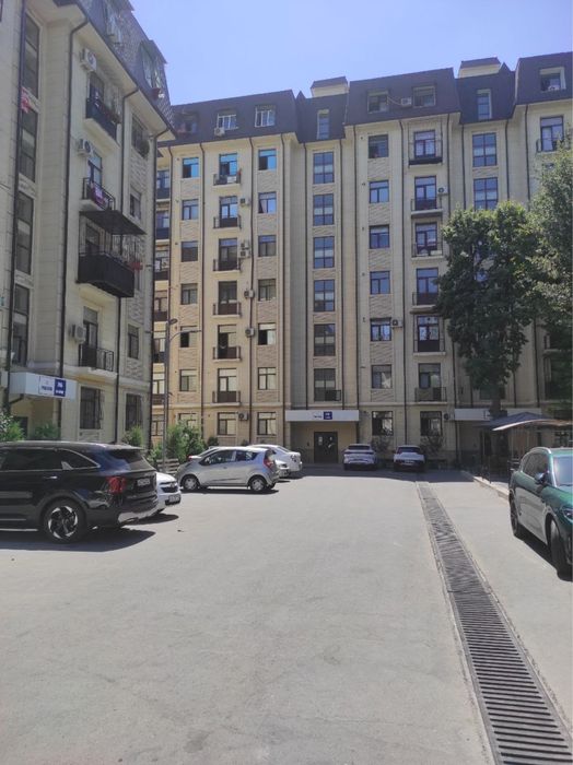 Студия учун жой сотилади