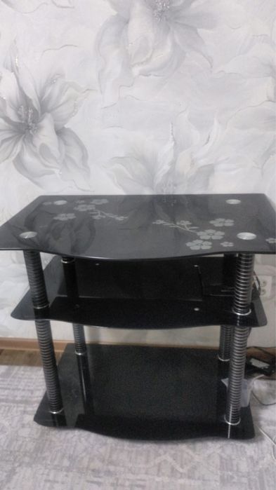 Подставка под телевизор