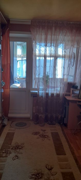 Продам квартиру 3-х комнатнаю