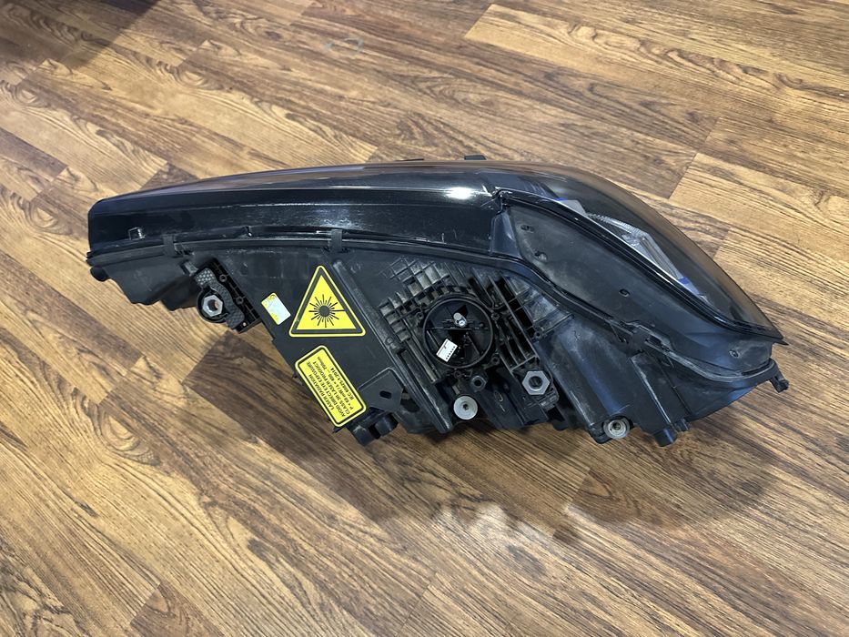 Правая фара BMW X7 б у