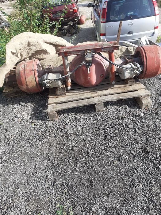 Продавам заден мост за Ивеко карго