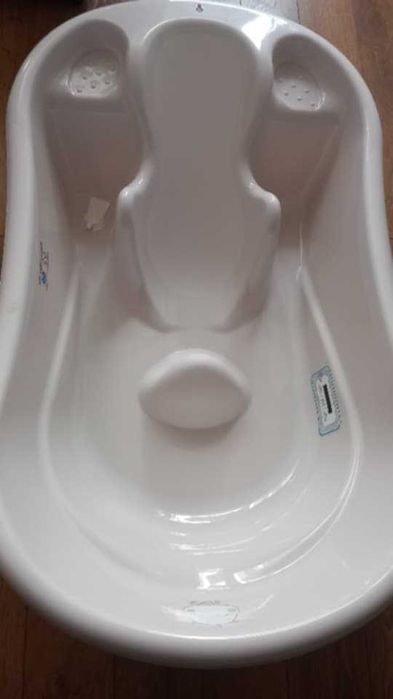 Бебешка вана за къпане