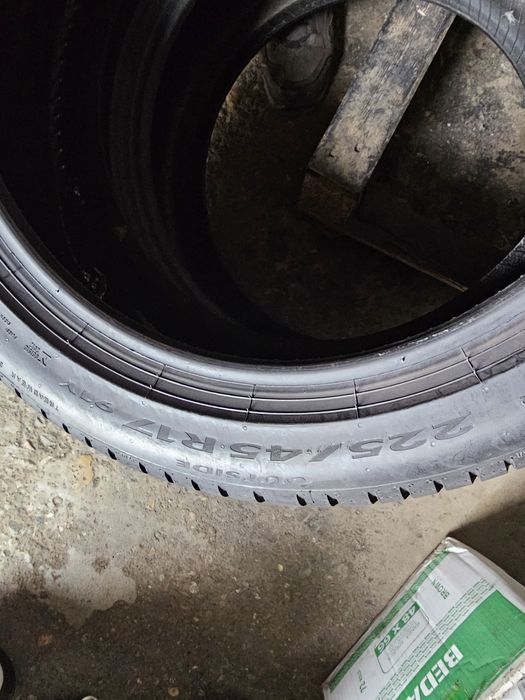 2 anvelope vara 225 45 17 Pirelli 2023
