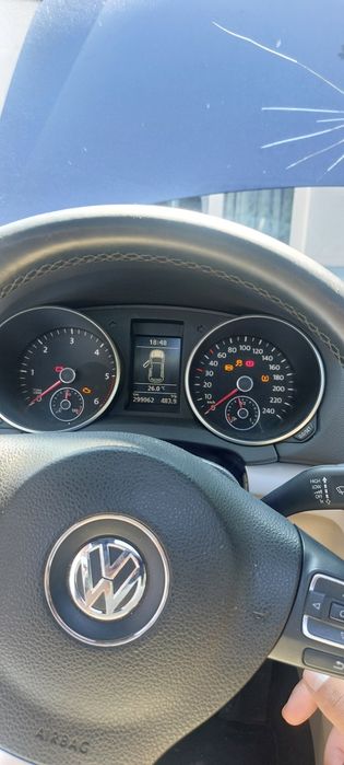 VOLKSWAGEN Golf 2010 — imagine 4